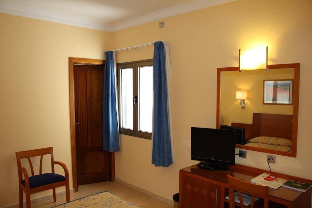 Hotel Pujol لاس بالماس دي غران كاناريا المظهر الخارجي الصورة